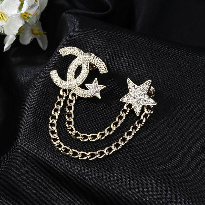 Chanel Brooch 03yxs147 (4)