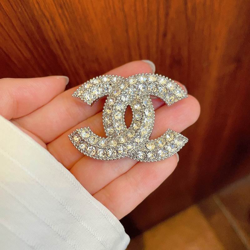 Chanel Brooch 03yxs148 (8)