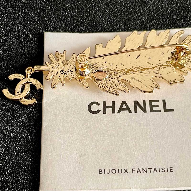 Chanel Brooch 03yxs149 (11)