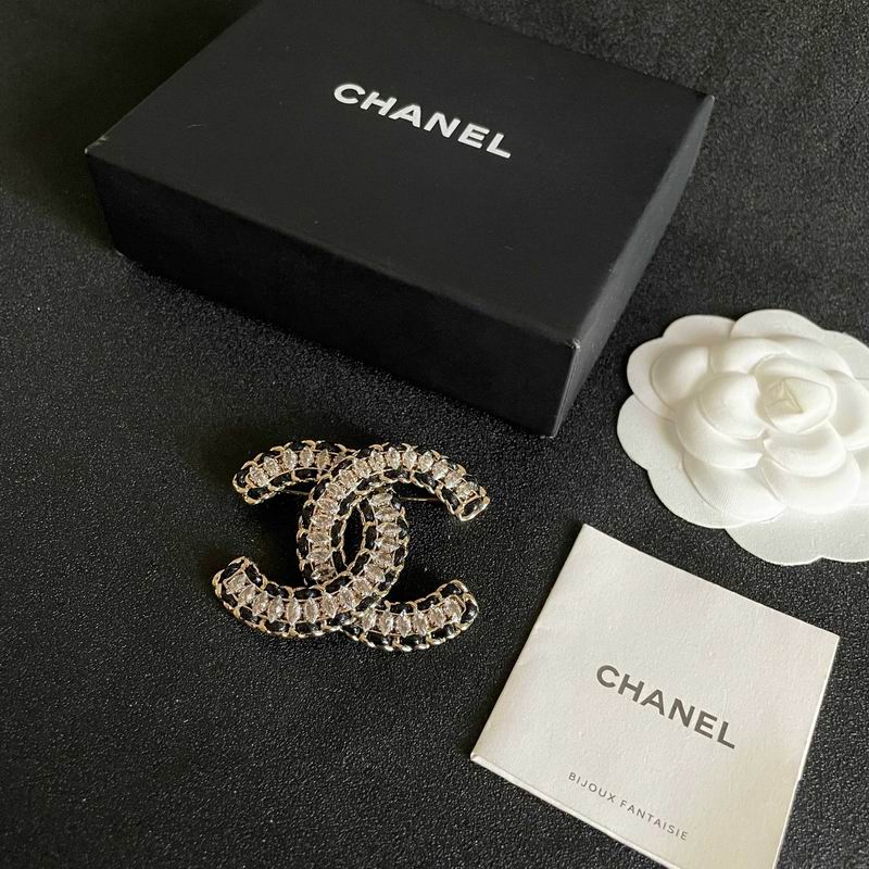 Chanel Brooch 03yxs151 (3)