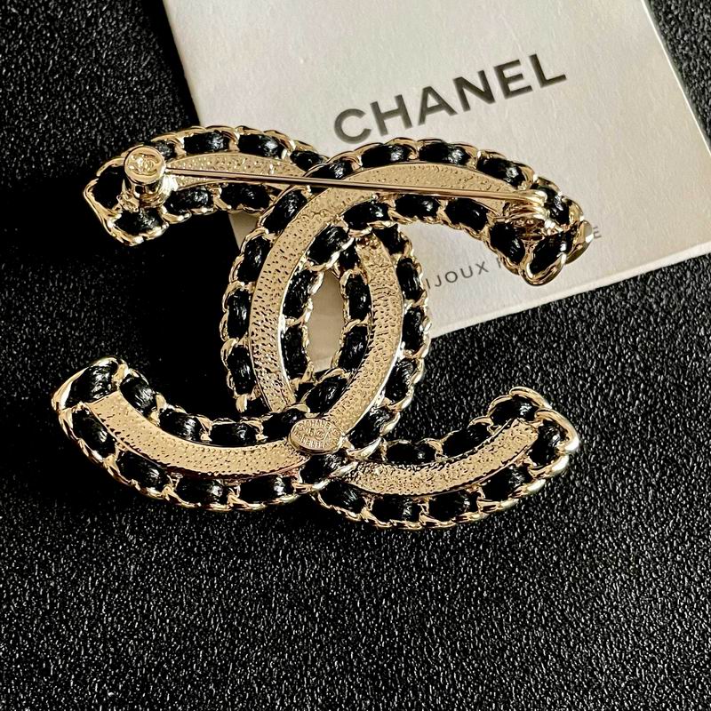 Chanel Brooch 03yxs151 (5)