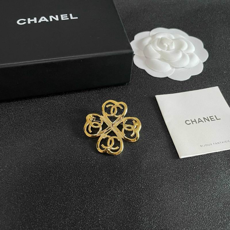 Chanel Brooch 03yxs152 (4)