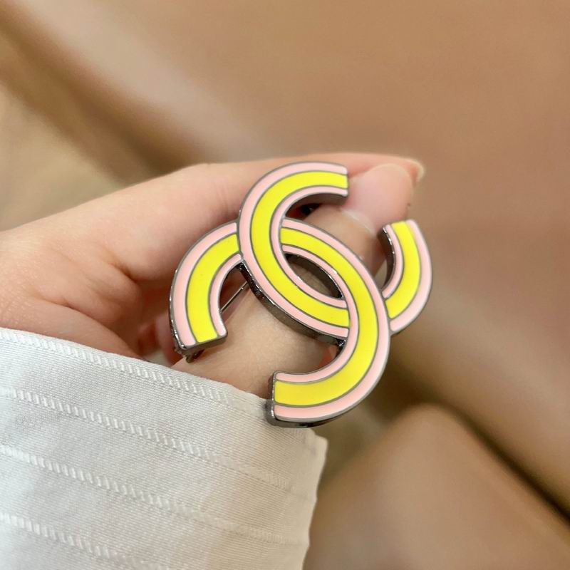 Chanel Brooch 03yxs153 (1)