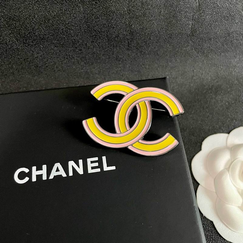 Chanel Brooch 03yxs153 (7)