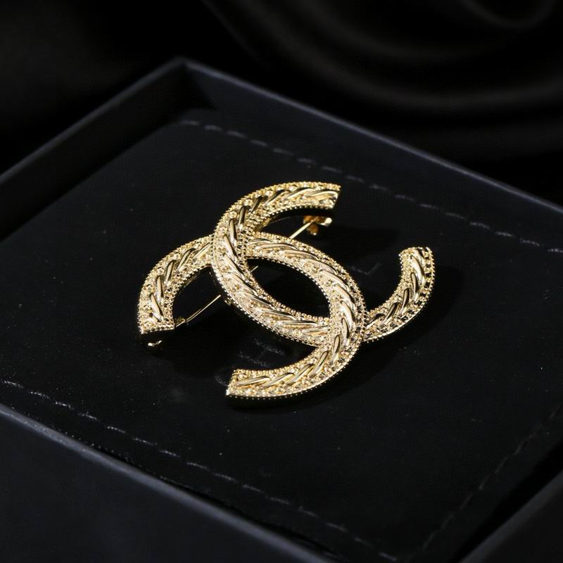 Chanel Brooch 03yxs155 (5)