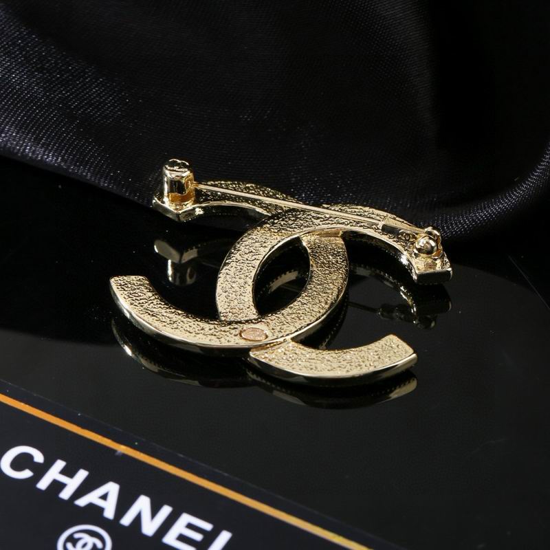 Chanel Brooch 03yxs155 (7)