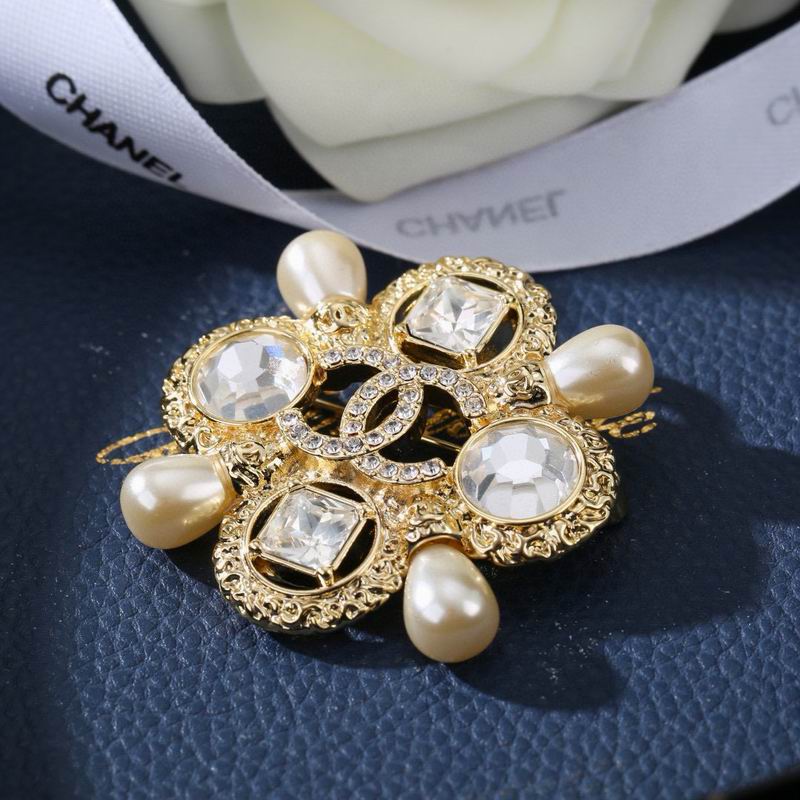 Chanel Brooch 03yxs160 (4)