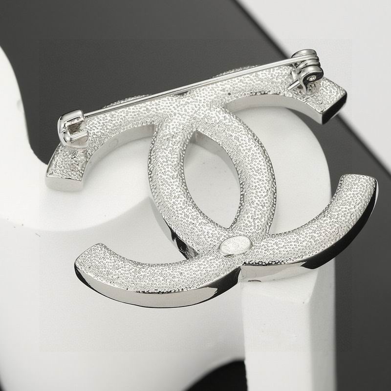 Chanel Brooch 03yxs163 (5)