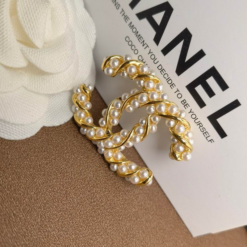 Chanel Brooch 03yxs167 (6)