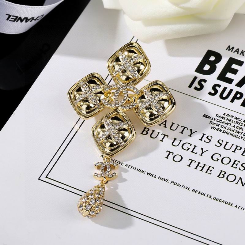 Chanel Brooch 03yxs169 (2)