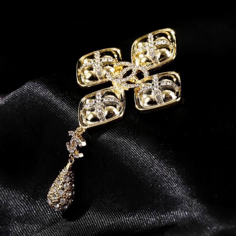 Chanel Brooch 03yxs169 (6)