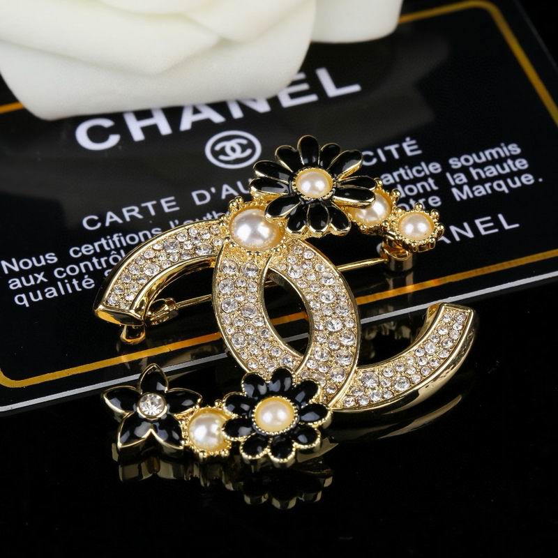 Chanel Brooch 03yxs172 (1)