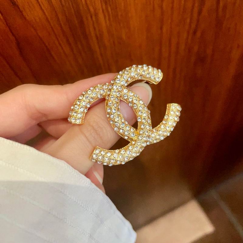 Chanel Brooch 03yxs174 (6)