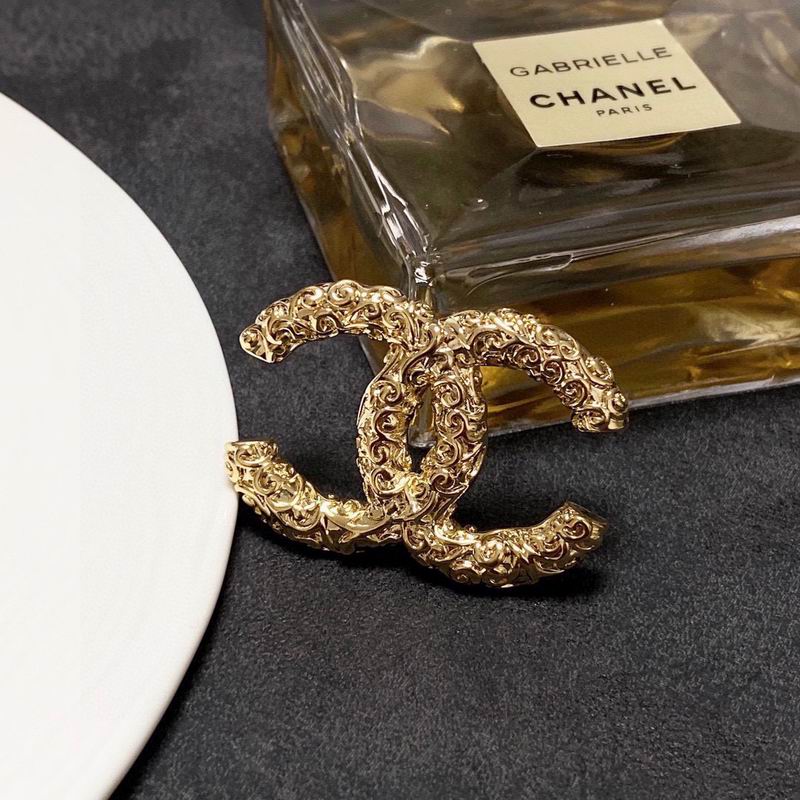 Chanel Brooch 03yxs176 (3)