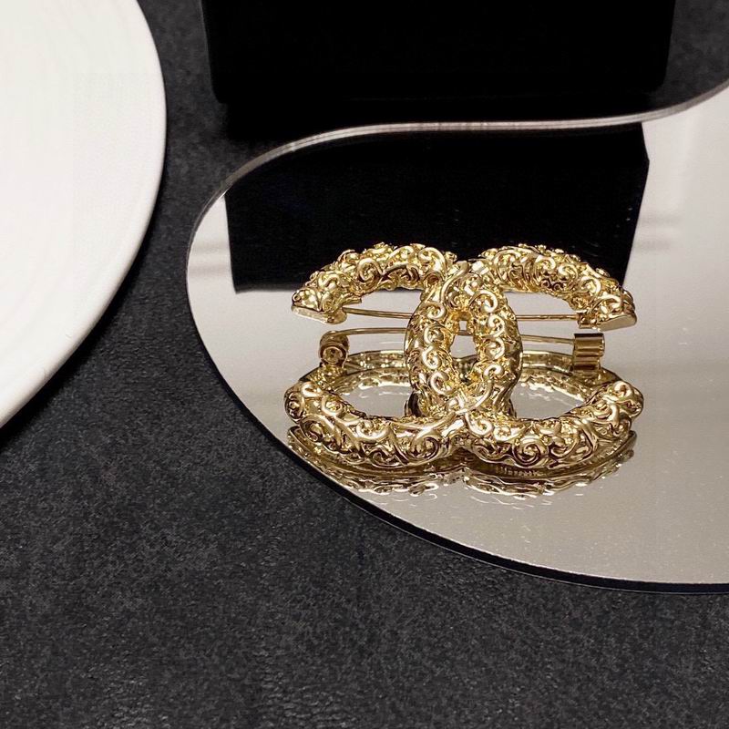 Chanel Brooch 03yxs176 (7)