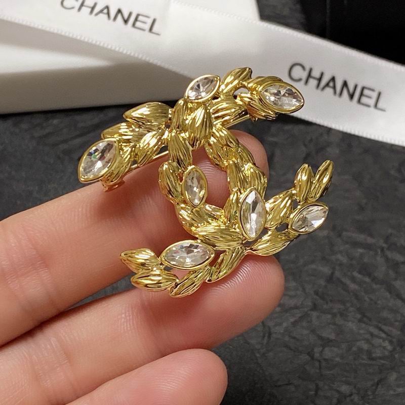 Chanel Brooch 03yxs178 (7)