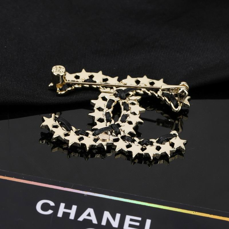 Chanel Brooch 03yxs182 (7)