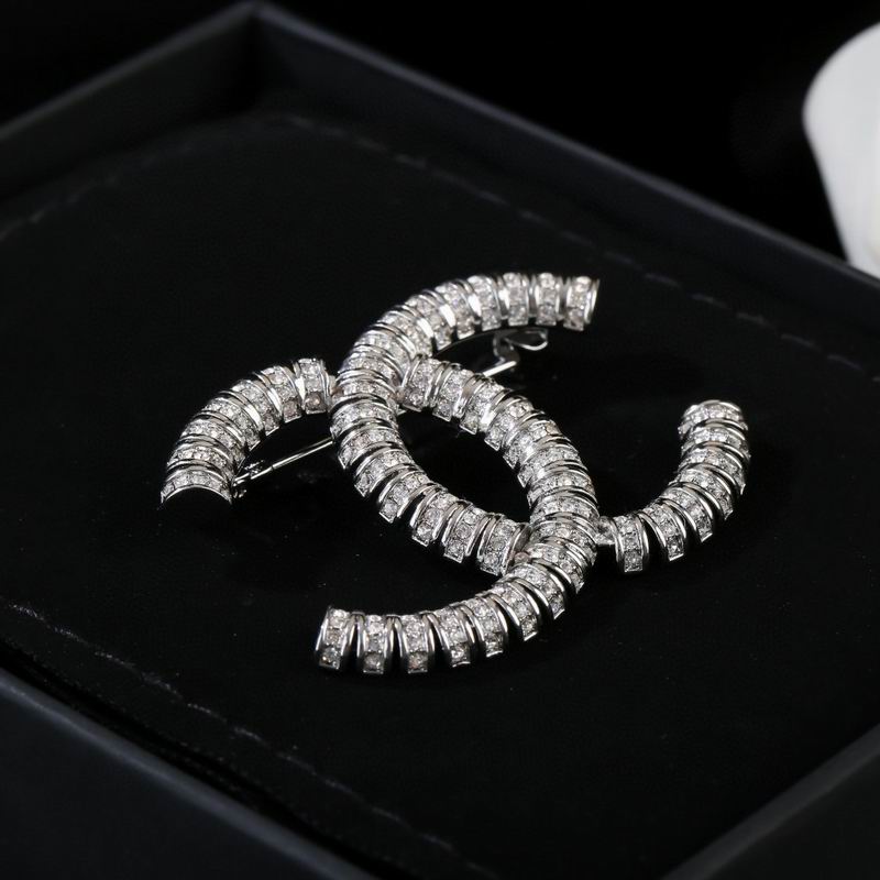 Chanel Brooch 03yxs183 (4)