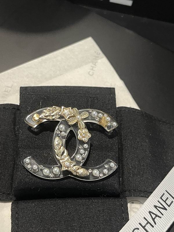 Chanel Brooch 03yxs186 (7)