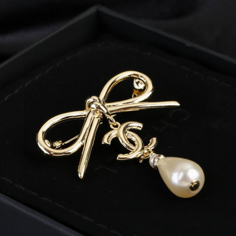 Chanel Brooch 03yxs189 (2)