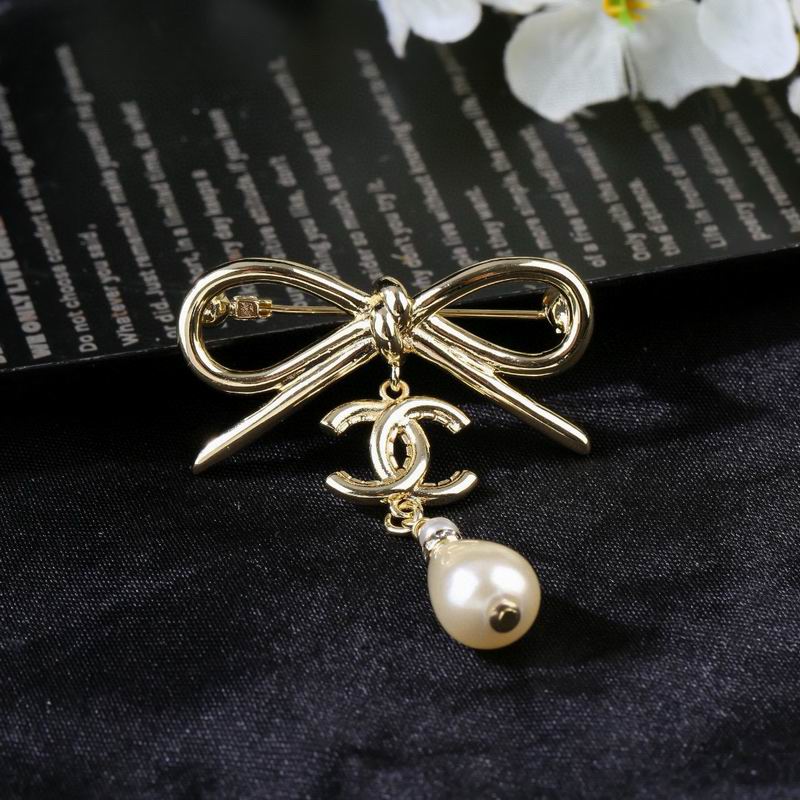 Chanel Brooch 03yxs189 (4)