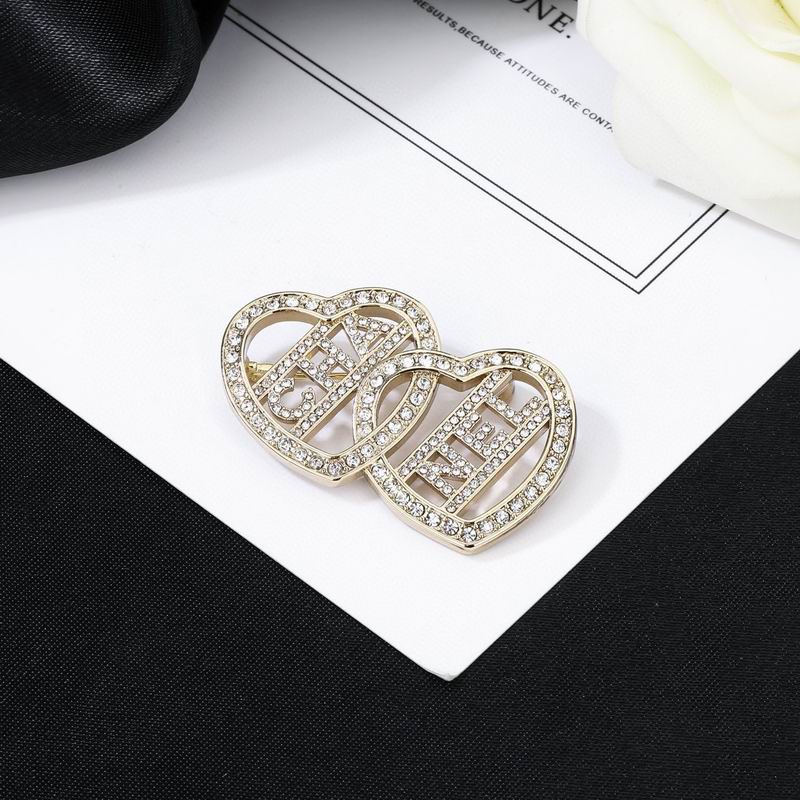 Chanel Brooch 03yxs191 (2)