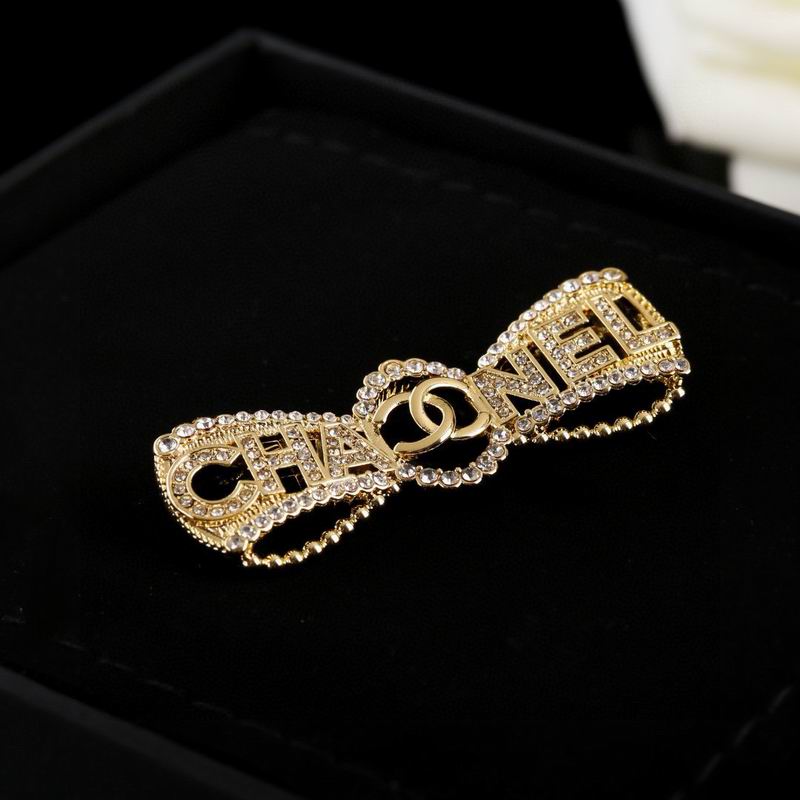 Chanel Brooch 03yxs192 (3)