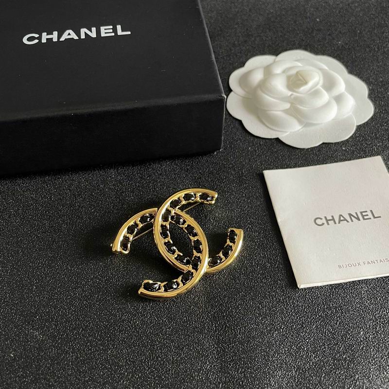 Chanel Brooch 03yxs201 (2)