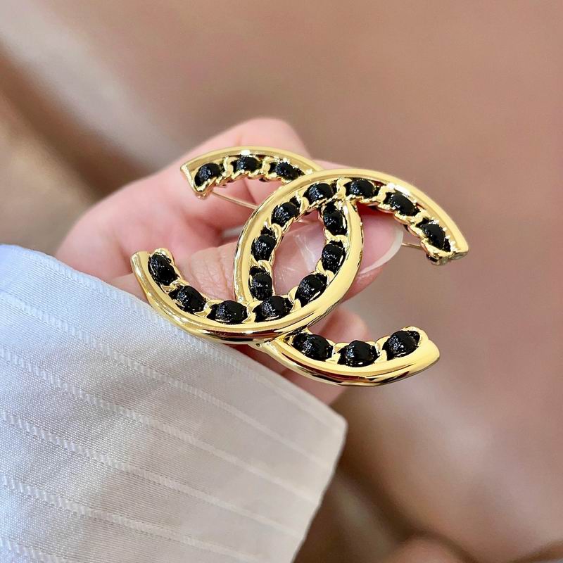 Chanel Brooch 03yxs201 (6)