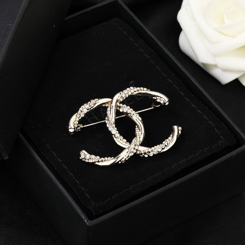Chanel Brooch 03yxs207 (2)