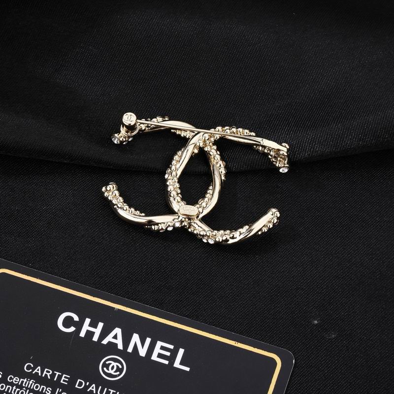 Chanel Brooch 03yxs207 (3)