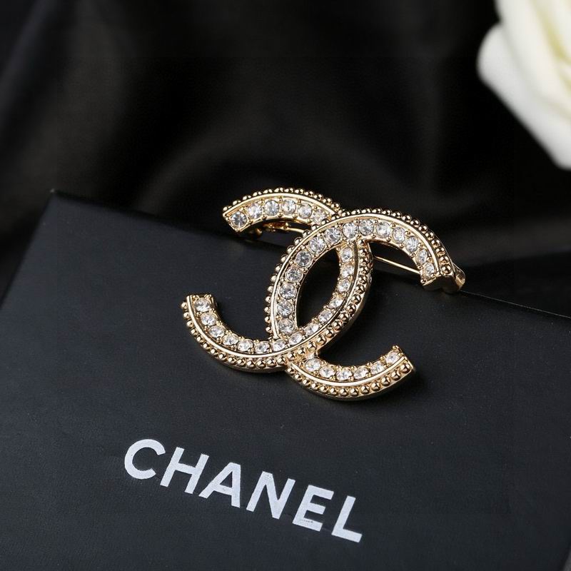 Chanel Brooch 03yxs209 (4)