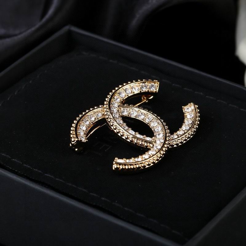 Chanel Brooch 03yxs209 (5)