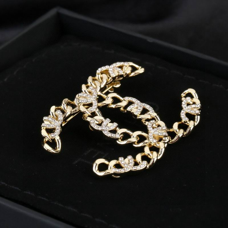Chanel Brooch 03yxs213 (3)