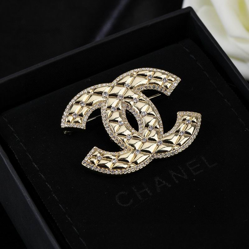 Chanel Brooch 03yxs214 (5)