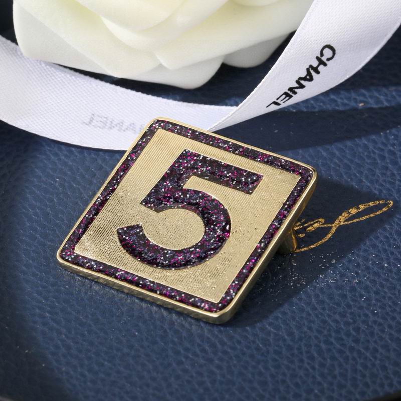 Chanel Brooch 03yxs215 (4)
