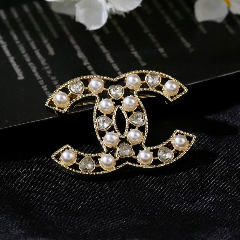 Chanel Brooch 03yxs218 (5)