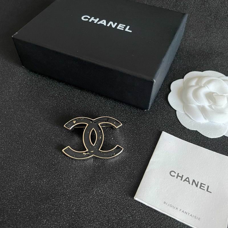 Chanel Brooch 03yxs222 (1)
