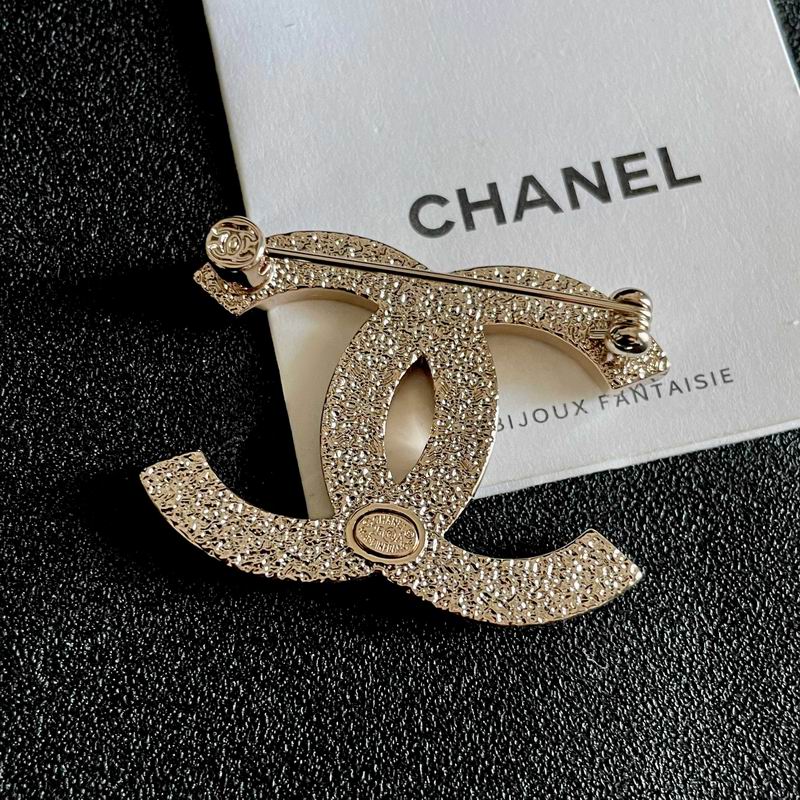 Chanel Brooch 03yxs222 (3)
