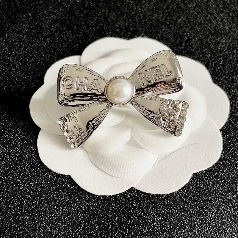 Chanel Brooch 03yxs224 (12)
