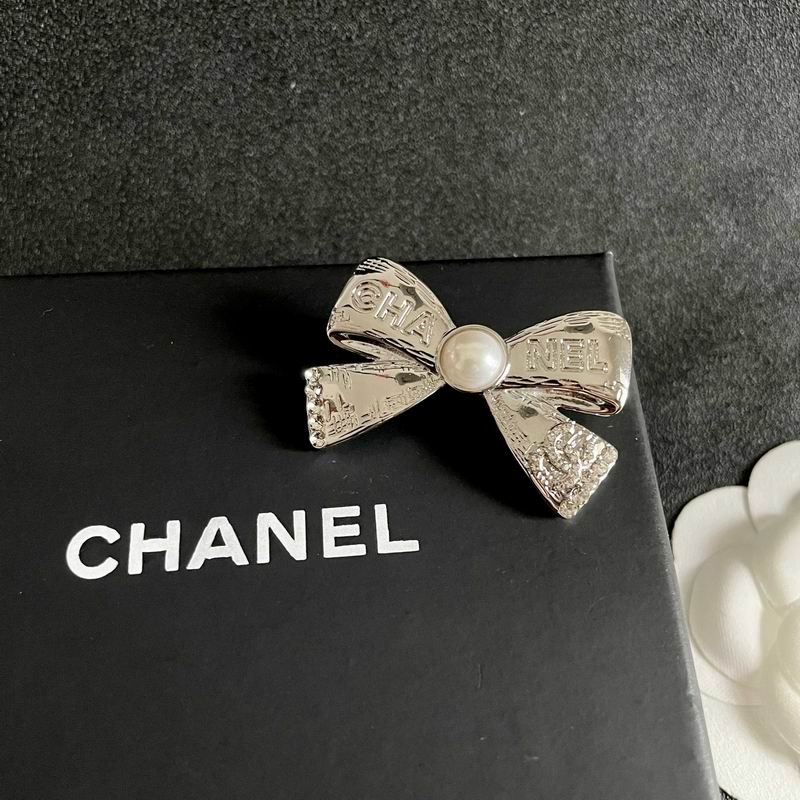 Chanel Brooch 03yxs224 (13)