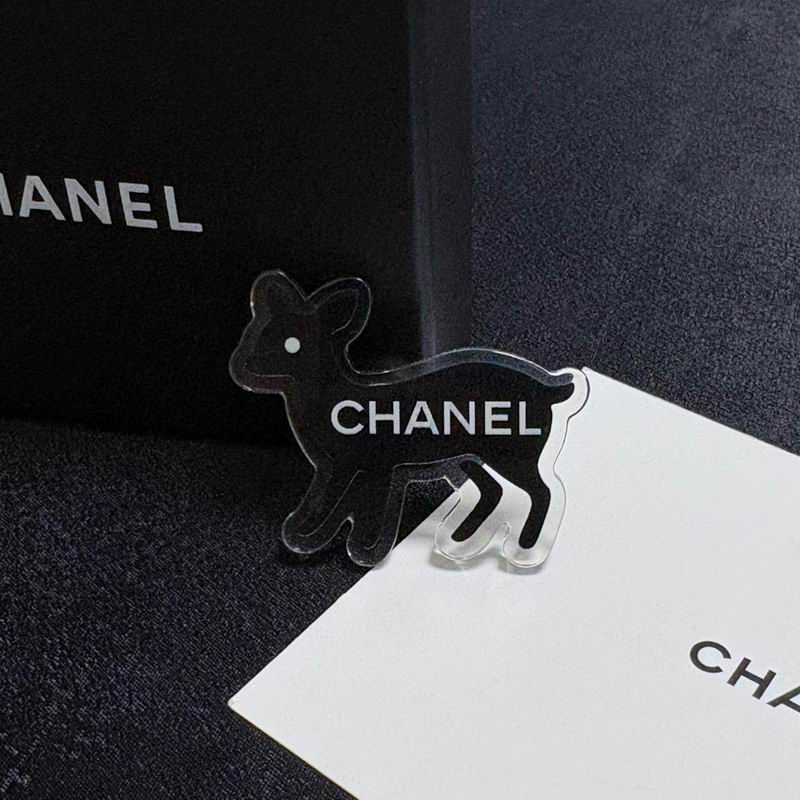 Chanel Brooch 03yxs231 (3)