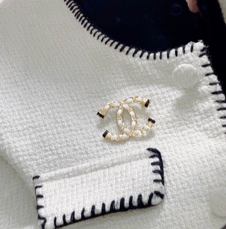 Chanel Brooch 03yxs232 (2)