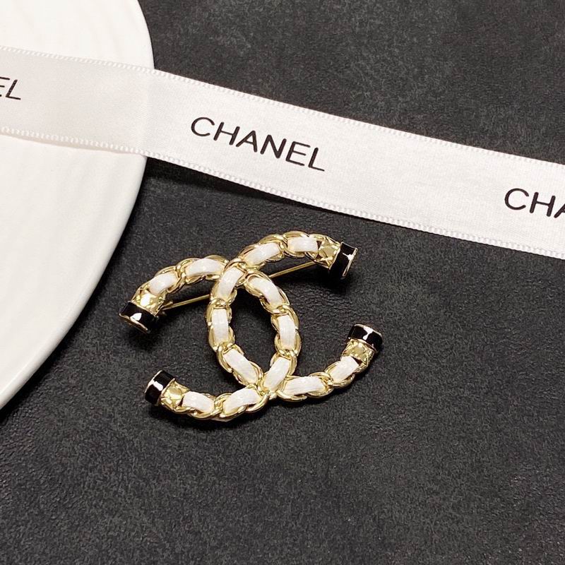 Chanel Brooch 03yxs232 (6)