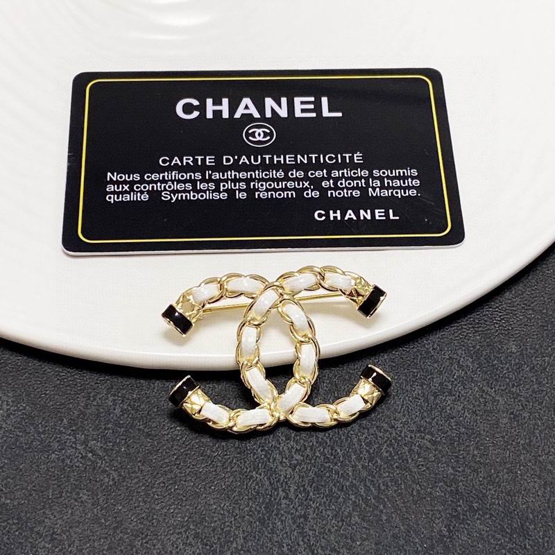 Chanel Brooch 03yxs232 (8)