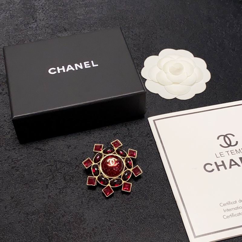 Chanel Brooch 03yxs233 (7)