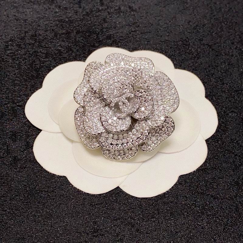 Chanel Brooch 03yxs235 (2)