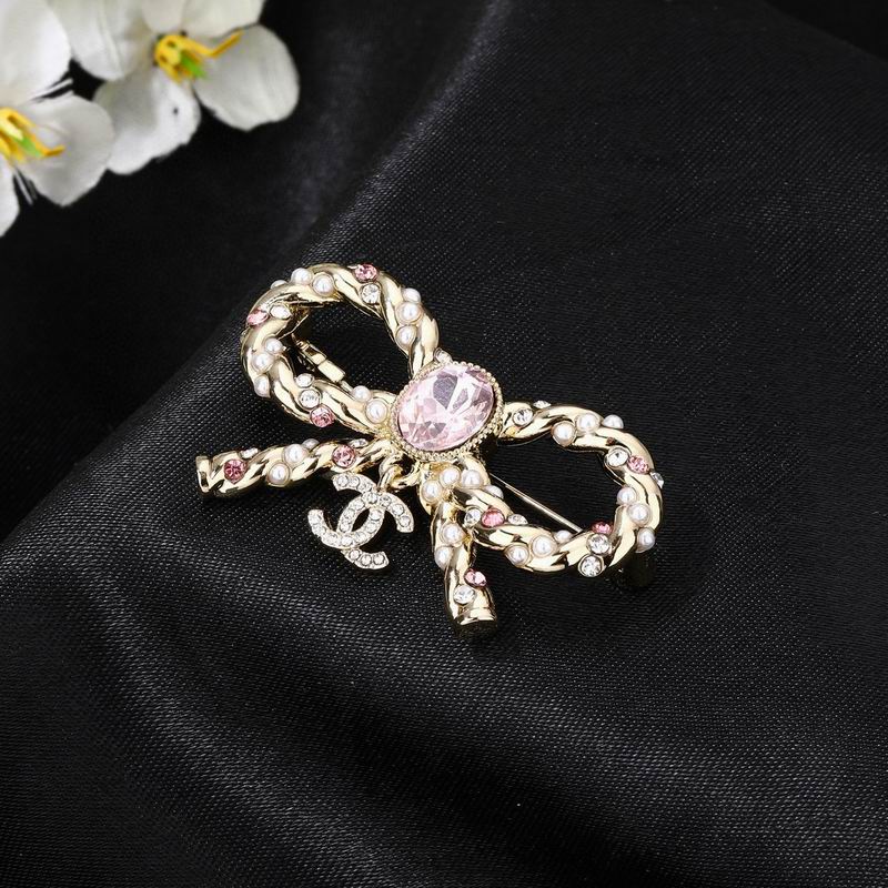 Chanel Brooch 03yxs236 (6)