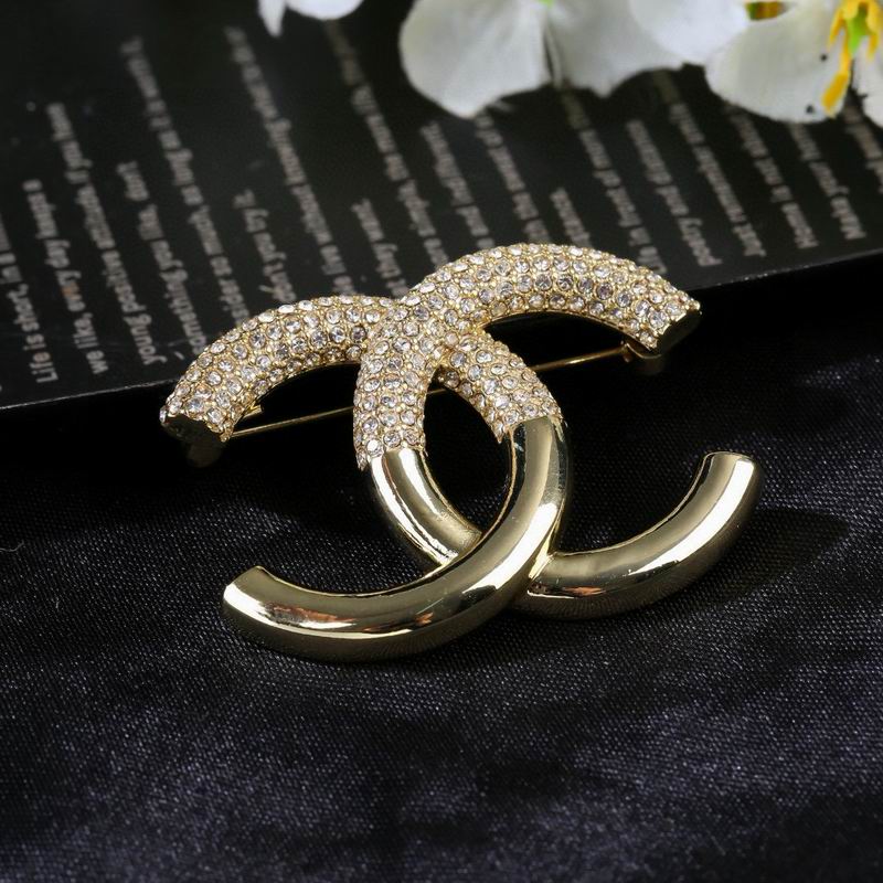 Chanel Brooch 03yxs241 (5)