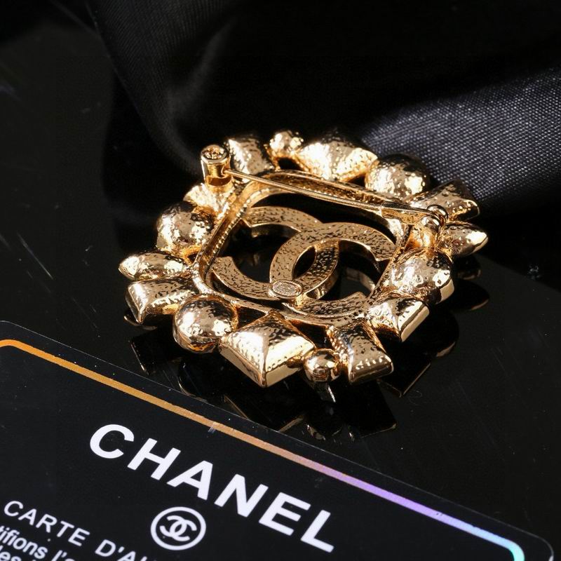 Chanel Brooch 03yxs248 (7)